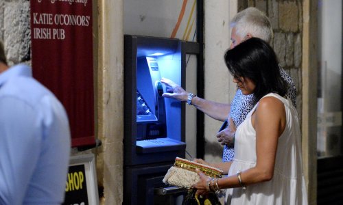 Euronet promjenio vanjski izgled bankomata u Dubrovniku