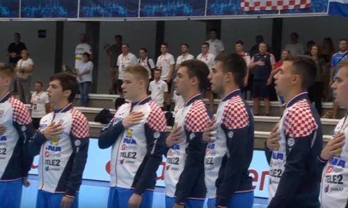 Kakva greška na rukometnom SP-u; prije intoniranja 'Lijepa naša domovino' spiker najavio himnu Srbije