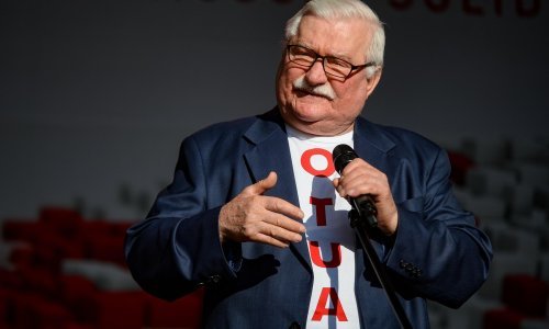 Nobelovac i bivši predsjednik mora se ispričati čelniku poljske desnice