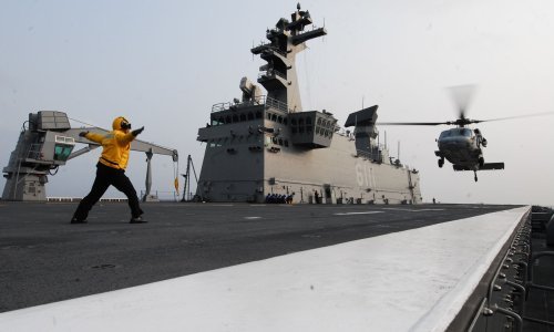 [VIDEO] Južna Koreja izgradnjom nosača helikoptera i aviona ulazi u regionalnu utrku u naoružanju