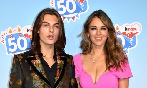 Sin Elizabeth Hurley na genijalan način odao počast slavnoj majci