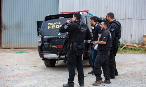 Lopovi preobučeni u policajce ukrali 700 kilograma zlata