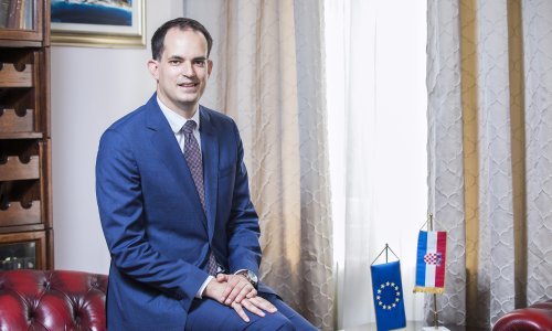 Politički su mu uzori Tuđman, Adenauer i Merz: Pročitajte što nam je sve u prvom intervjuu otkrio novi ministar uprave