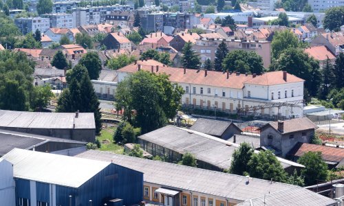 Srbi optuženi za raketiranje Siska