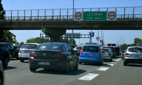 Gust promet otežava nesreća između čvorova Ogulin i Bosiljevo II u smjeru Zagreba