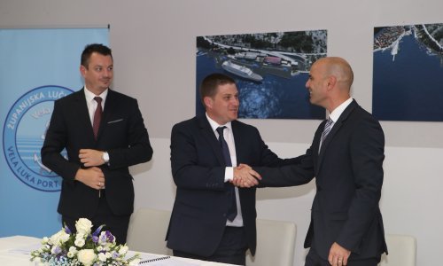 Potpisani ugovor za obnovu lukobrana Puntin i izgradnju pomorskog terminala Vela Luka