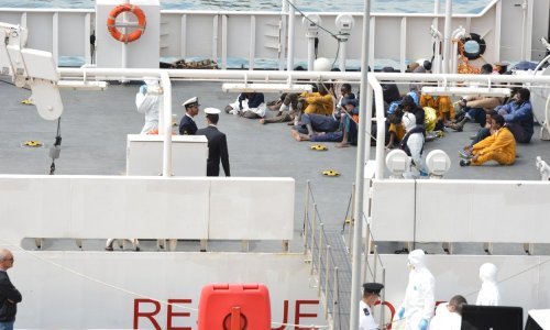 Migranti s Gregorettija mogu se iskrcati u Italiji