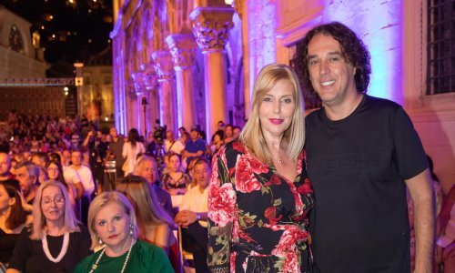 Novi Severinin menadžer progovorio o suradnji, ali i o neriješenim računima s bivšim suradnicima