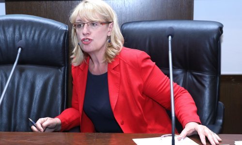 Ured pravobraniteljice za djecu poziva medije: Poštujte zakon i novinarski kodeks