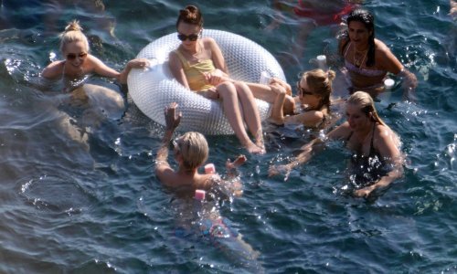 [FOTO/VIDEO] Uzvanici Heidi Klum ne prestaju uživati: Nakon glamuroznog vjenčanja palo je i kupanje