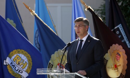 [FOTO] Plenković u Kninu: Oluja je trenutak koji je preokrenuo Hrvatsku povijest