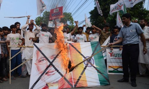 Indija ukida autonomiju Kašmira i gomila vojsku u regiji, evo što stoji iza najnovijih napetosti između nuklearnih sila