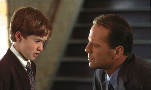 Prošlo je točno 20 godina otkako je Haley Joel Osment rekao Bruceu Willisu 'da vidi mrtvace'; evo kako zvijezda 'Šestog čula' izgleda danas