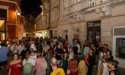 U Puli otvorena izložba 'One band. One Vision. Laibach Landscapes 96/19'