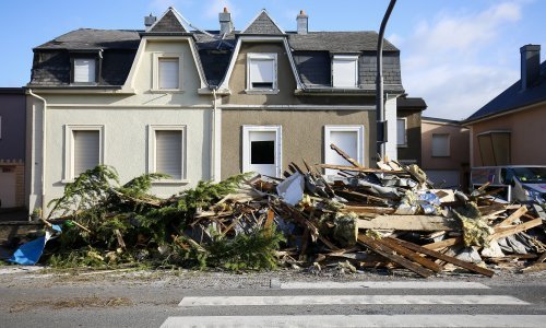Tornado poharao Luksemburg: Ozlijeđeno 14 osoba, na stotine kuća oštećeno