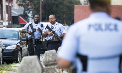 Ranjeno šest američkih policajaca, SWAT tim oslobodio zarobljene kolege