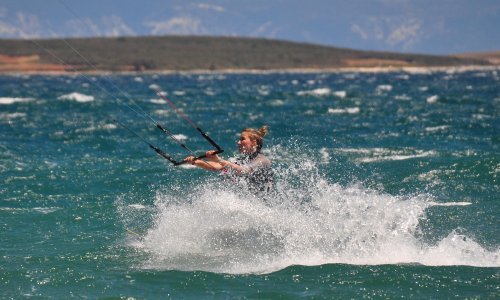 Osjetno je zahladilo u cijeloj Hrvatskoj, ali danas će uglavnom biti sunčano. Evo gdje može biti pljuskova