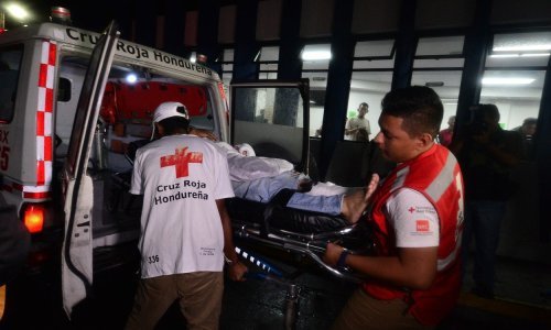 Tri mrtva u sukobima navijača na nogometnom stadionu u Hondurasu