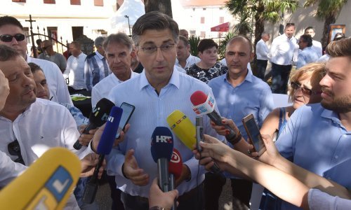 Plenkovića iznenadila slika Ante Pavelića kod Kuščevića: 'Nisam mogao vjerovati'