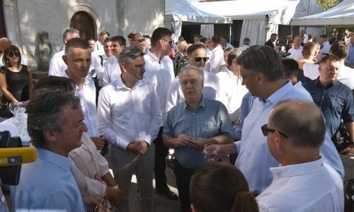 Plenković: Bilo bi faktički netočno i nepristojno govoriti o diskriminaciji Istre