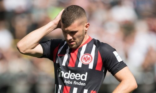 Trener Eintrachta se silno naljutio na Rebića: Moramo razgovarati, tako ne ide dalje…