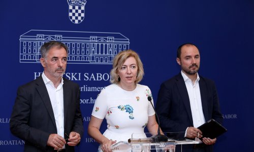 SDSS sazvao pa naprasno otkazao presicu u Saboru, doznajemo i zašto