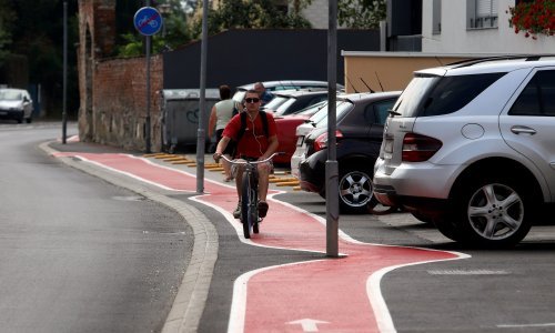 Biciklistima prekipjelo: Kako propisno voziti po nepropisnoj infrastrukturi