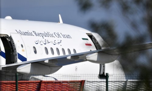 Šok na summitu G7: Sletio nenadani gost, svi sumnjaju u Macronov tajni plan