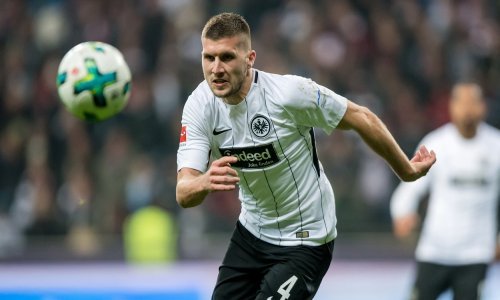 Znakovite izjave čelnika Eintrachta daju naslutiti kako je Ante Rebić svoju epizodu u Frankfurtu završio