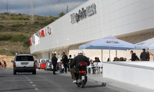 Opljačkana pošta u zadarskoj Supernovi, nestalo više od 100 tisuća kuna!