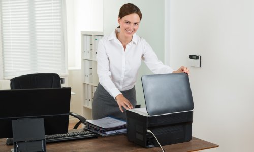 Muku mučite s printerom? Evo kako ćete dodati novi u Windows 10