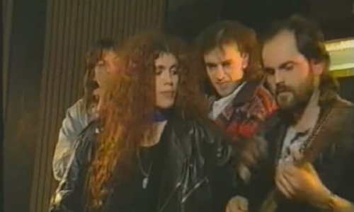 Nekad je pjevala u poznatom splitskom rock bendu, a danas se mnogi dive njezinu izgledu i načinu života