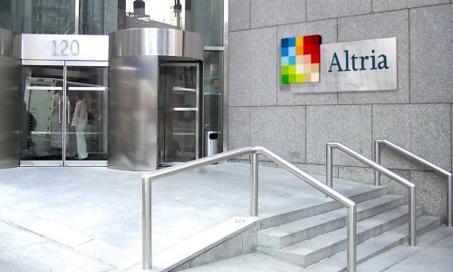 Altria izvisila izdvajanjem Philip Morris Internationala, sada ga želi natrag