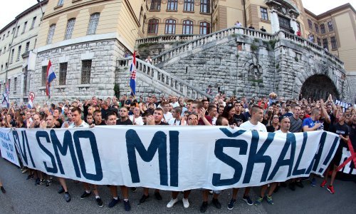 Oko dvije i pol tisuće ljudi na prosvjedu podrške Matku Škalameri u Rijeci