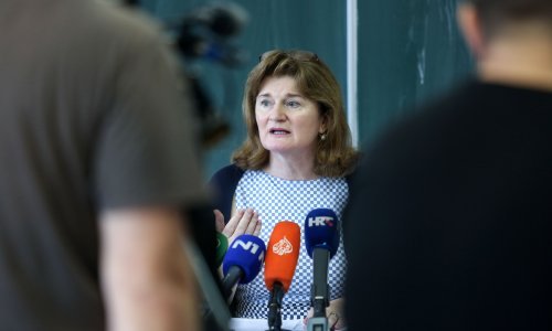 Sindikati zdravstva u pregovorima o plaćama iznijeli veće zahtjeve vladi