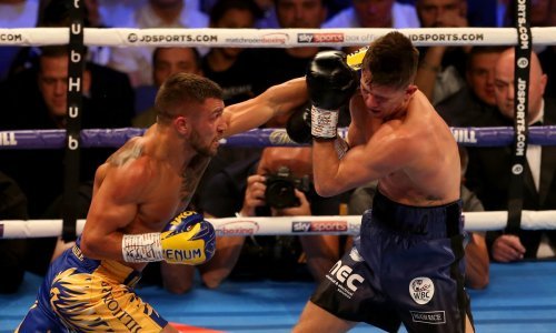 Lomačenko pokazao da je kralj lake kategorije; Ukrajinac obranio naslove te osvojio još jednu titulu