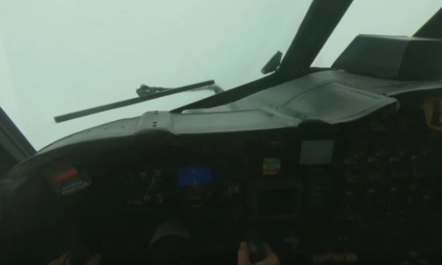 [VIDEO] Lovac na uragane uletio u samo središte gigantske oluje