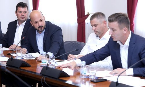 Kuščeviću skinut imunitet, sjednica se pretvorila u poziv na ostavku Andreja Plenkovića