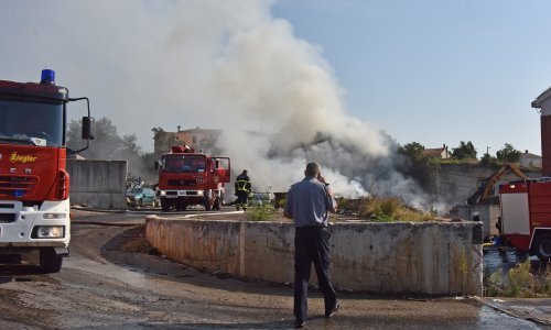 Građani negoduju zbog smrada sa odlagališta otpada