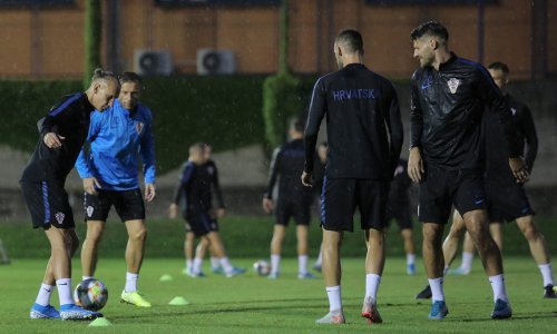 Reprezentacija trenirala po kiši bez Modrića i Rebića uoči dvoboja sa Slovačkom