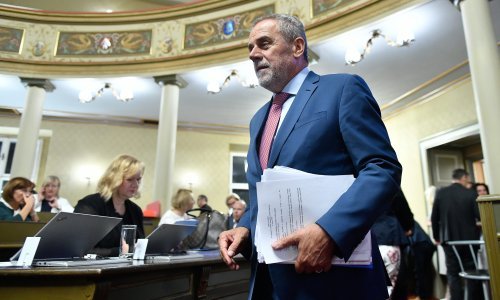 'Divjak mi je najsimpatičnija u Vladi, a to što ona ne zna, to je problem premijera koji je drži'