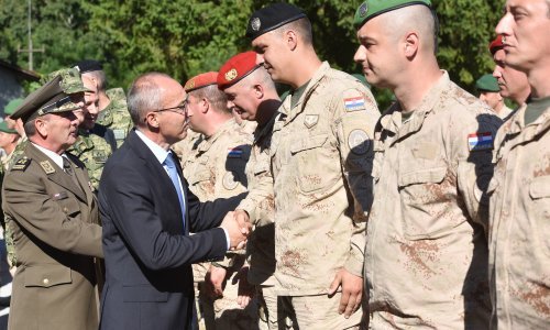 [FOTO] Nakon pogibije Josipa Briškog, u Afganistan otišao novi kontigent hrvatskih vojnika