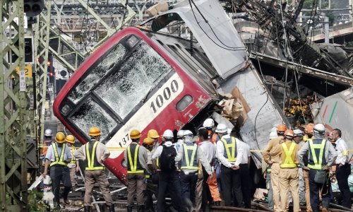 Najmanje 34 ozlijeđena u sudaru vlaka i kamiona u Yokohami