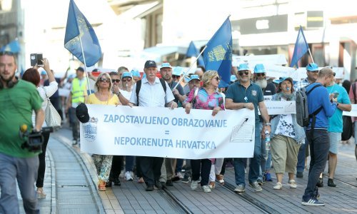 Sastanak Vlade i sindikata oko zahtjeve za većim plaćama u obrazovanju