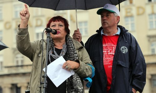 Predsjednica i premijer ignoriraju problematiku umirovljenika