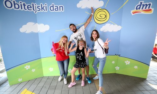 Roditeljima prvašića dm daruje slobodan dan za početak škole