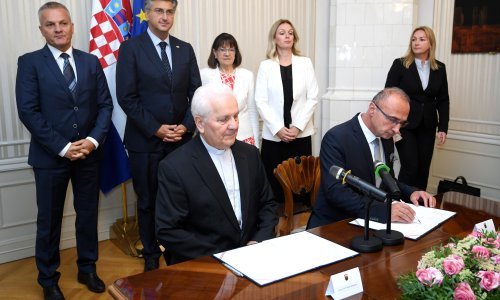 Vlada dodijelila 600.000 kuna jednokratne pomoći KŠC-u 'Ivan Pavao II' u Bihaću