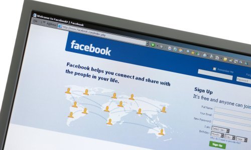Putem Facebooka ih naveo da mu dostave podatke s osobnih i bankovnih kartica pa trošio novac u kladionici