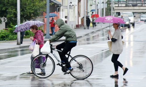 Pred nama je kišan vikend, u Dalmaciji moguće i nevrijeme, ali početak tjedna donosi promjenu