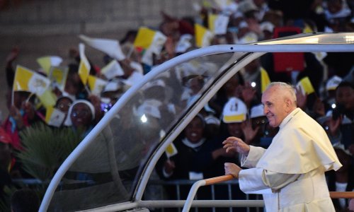 Papa će u studenome posjetiti Tajland i Japan